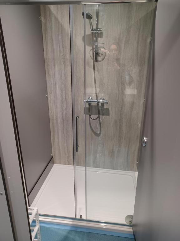 Voyage Hostel - Ensuite Family Rooms With Shared Kitchen 道格拉斯 客房 照片